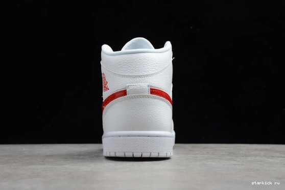 BQ6472-106 Mid BQ6472-106 Red 1 White (W) University Jordan 0101